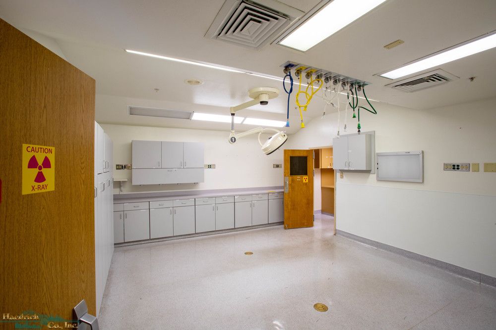 Medical Office Building - Clairmont Doctors Park: 2650 Edith Ave, Redding, CA 96001